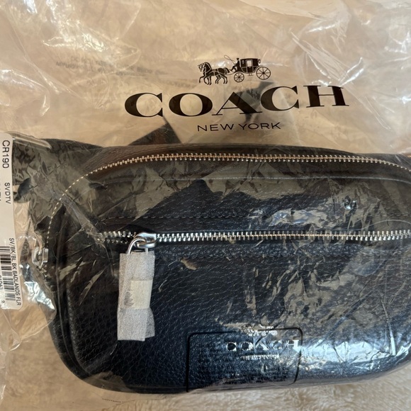 NWT Coach Pebble Leather Black Elias Mini Belt Bag/Fanny Pack - Picture 10 of 12
